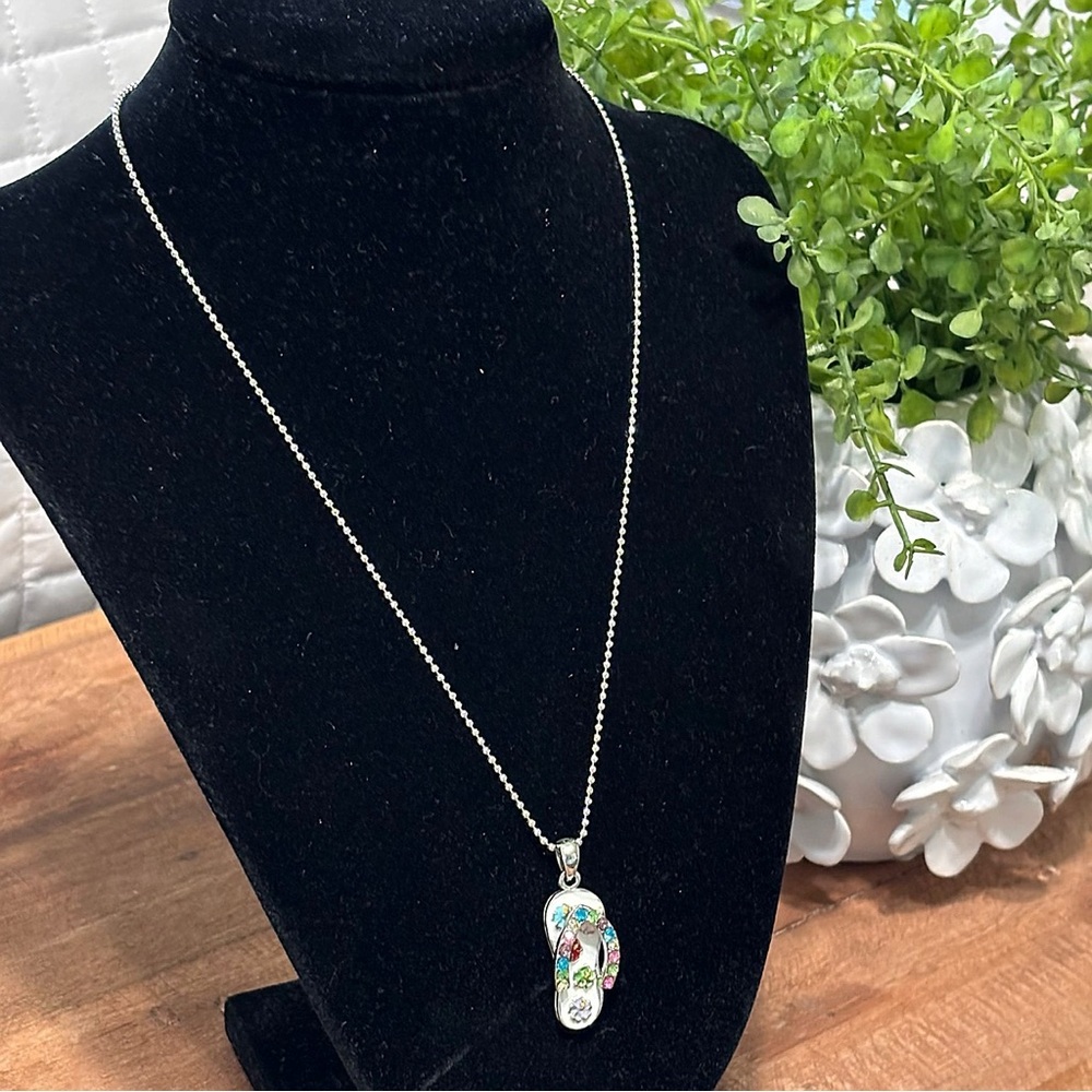 Silver Flip Flop Pendant Necklace